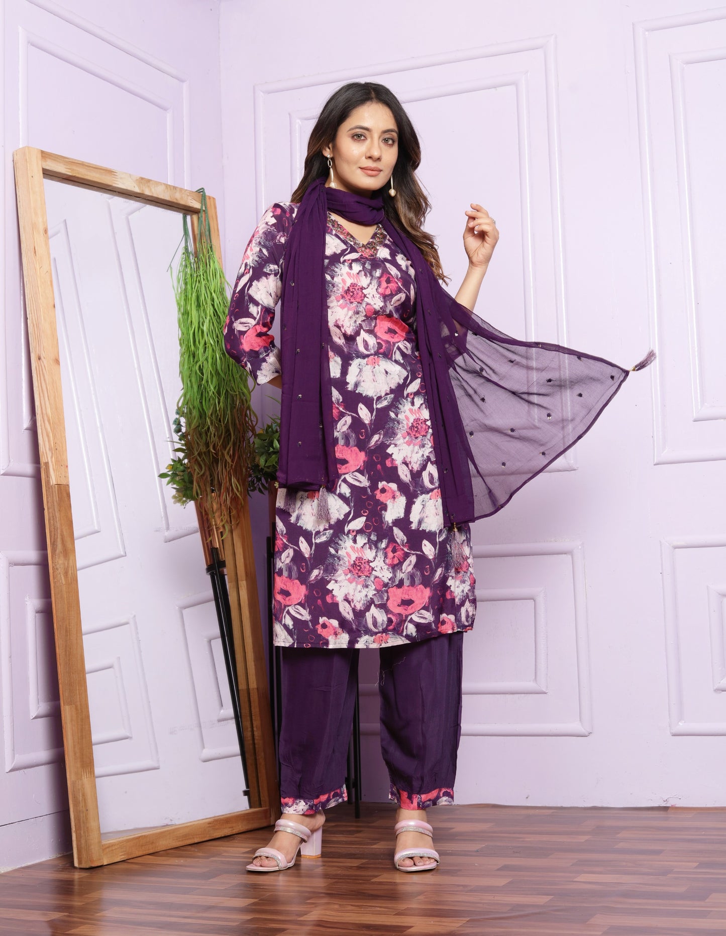 Pure Muslin V-Neck Kurti with Afghani Pant
