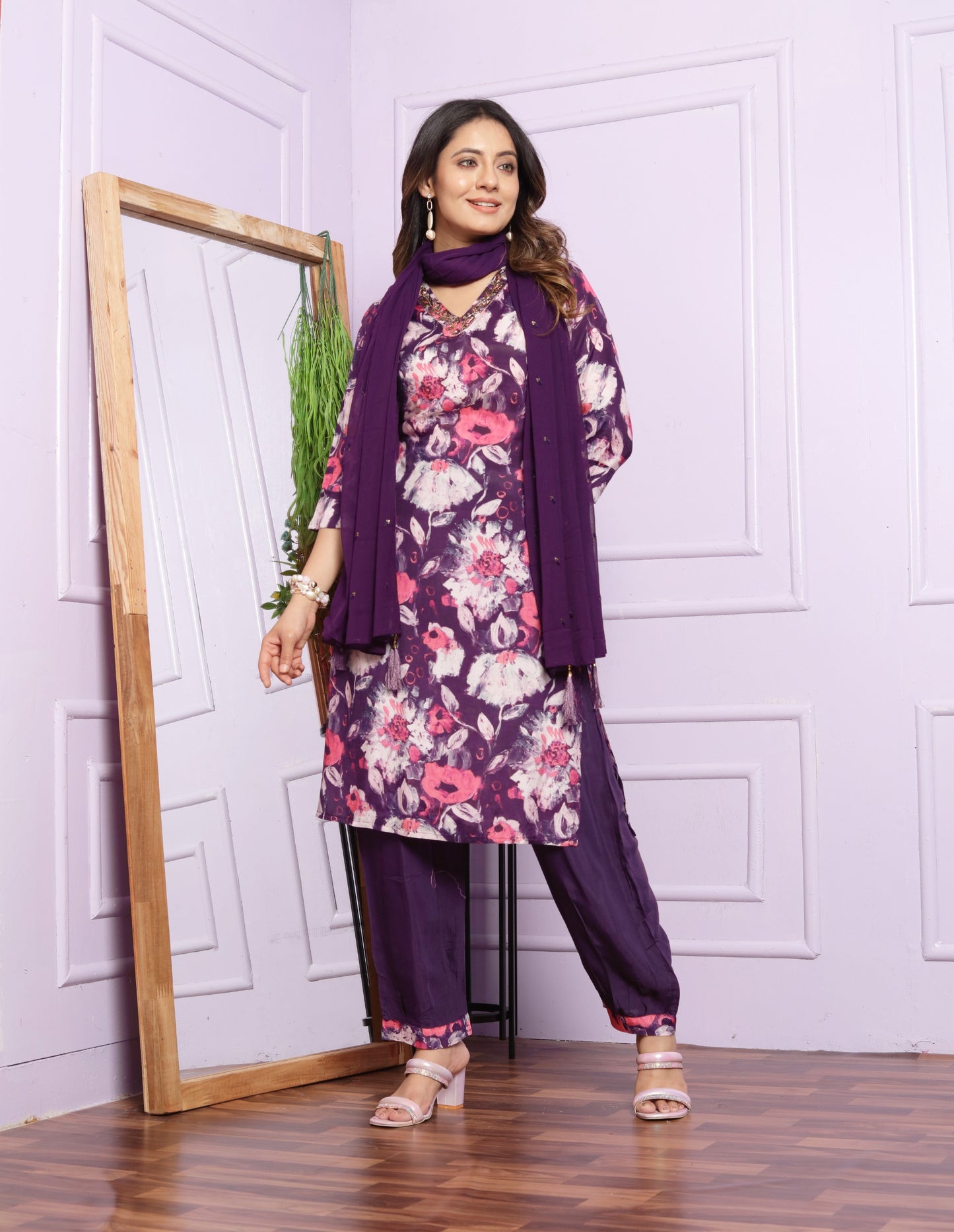 Pure Muslin V-Neck Kurti with Afghani Pant