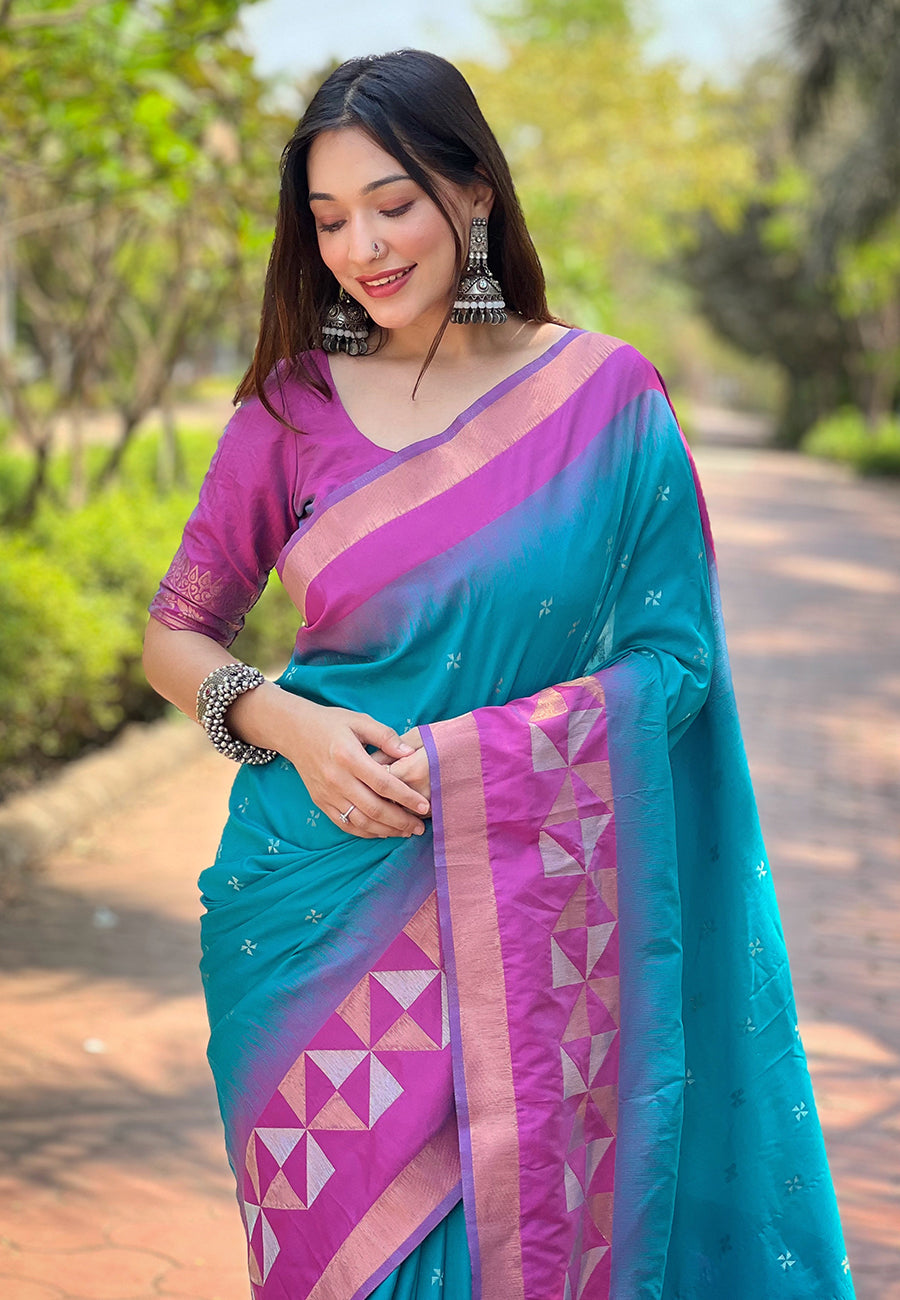 Soft Silk Floral Border Contrast Zari Woven Saree