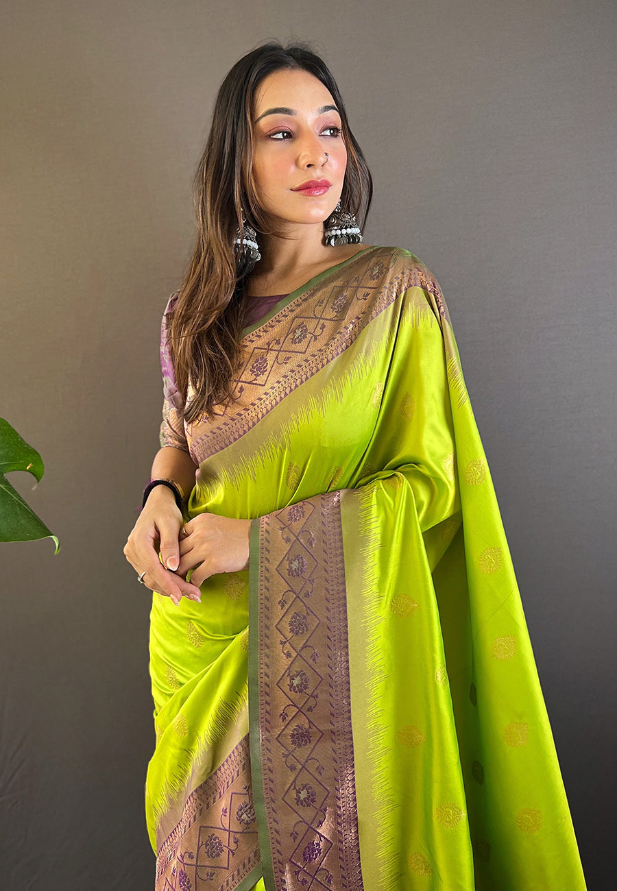 Pure Soft Silk Floral Zari Woven Saree with Contrast Border