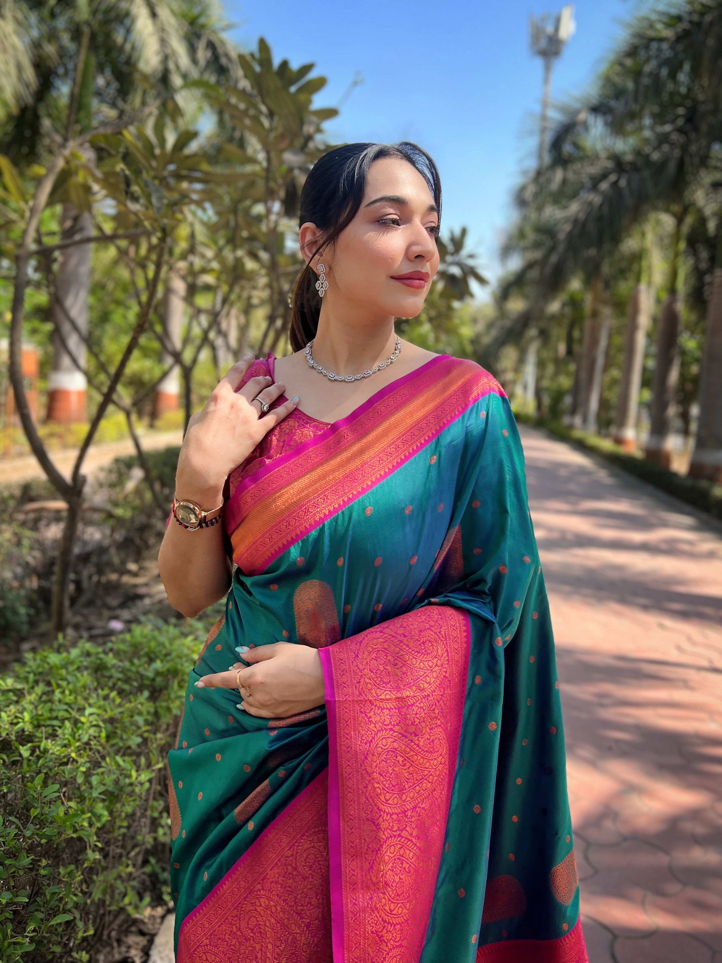 Pure Soft Silk Contrast Zari Woven Saree