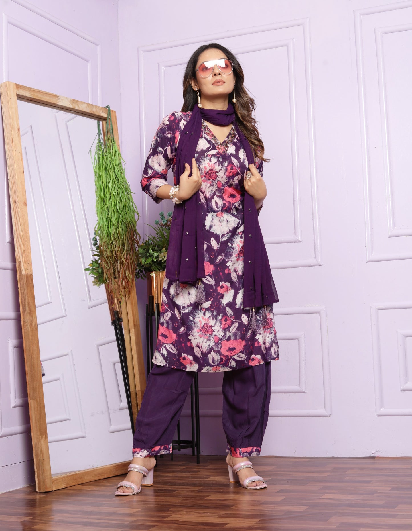 Pure Muslin V-Neck Kurti with Afghani Pant