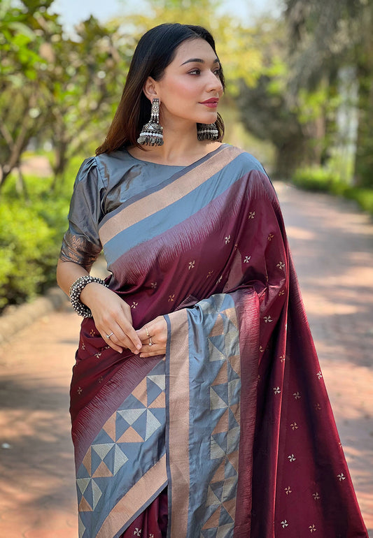 Soft Silk Floral Border Contrast Zari Woven Saree