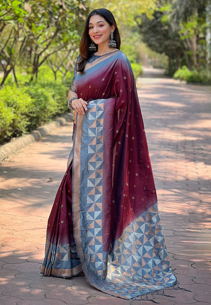 Soft Silk Floral Border Contrast Zari Woven Saree