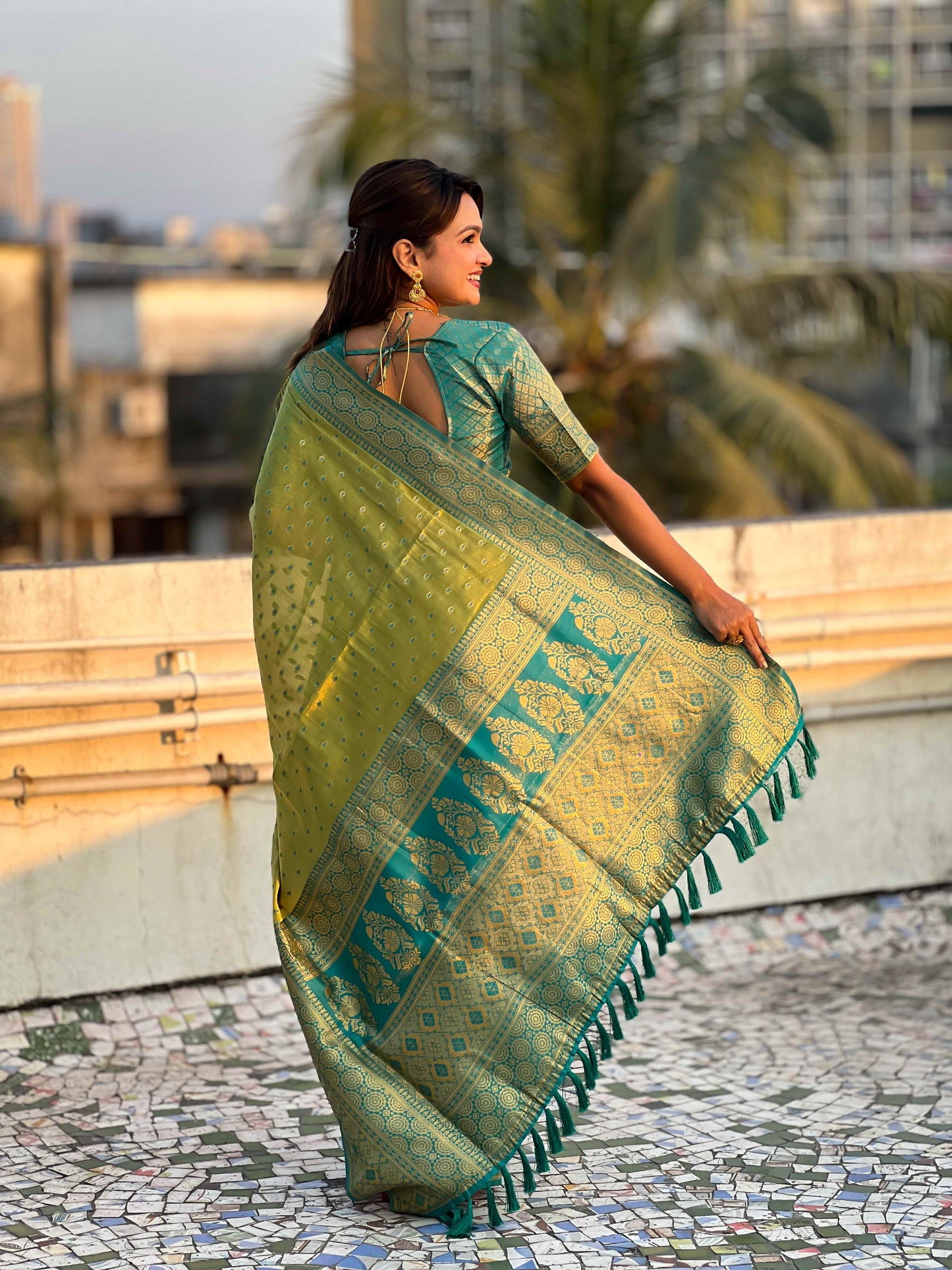 Pure Tissue Zari Woven Saree