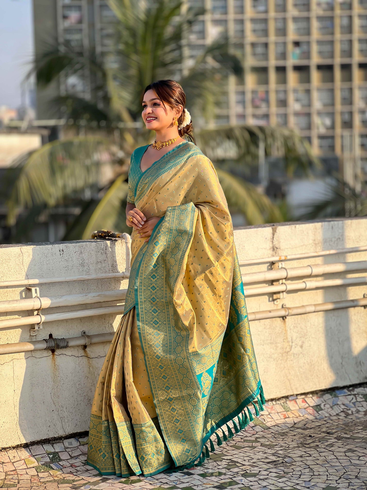 Pure Tissue Zari Woven Saree